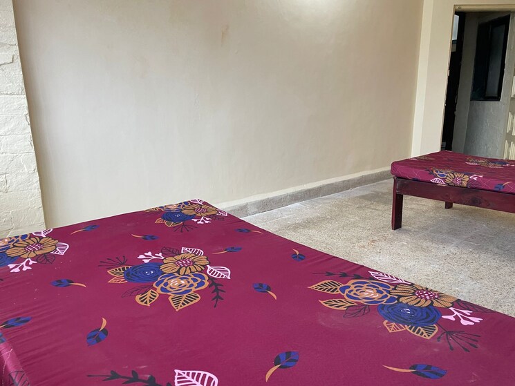 Bedroom, thane west Pg For Girls In Thane West 7777450