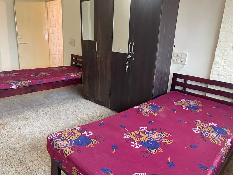 Bedroom, thane west Pg For Girls In Thane West 7777450