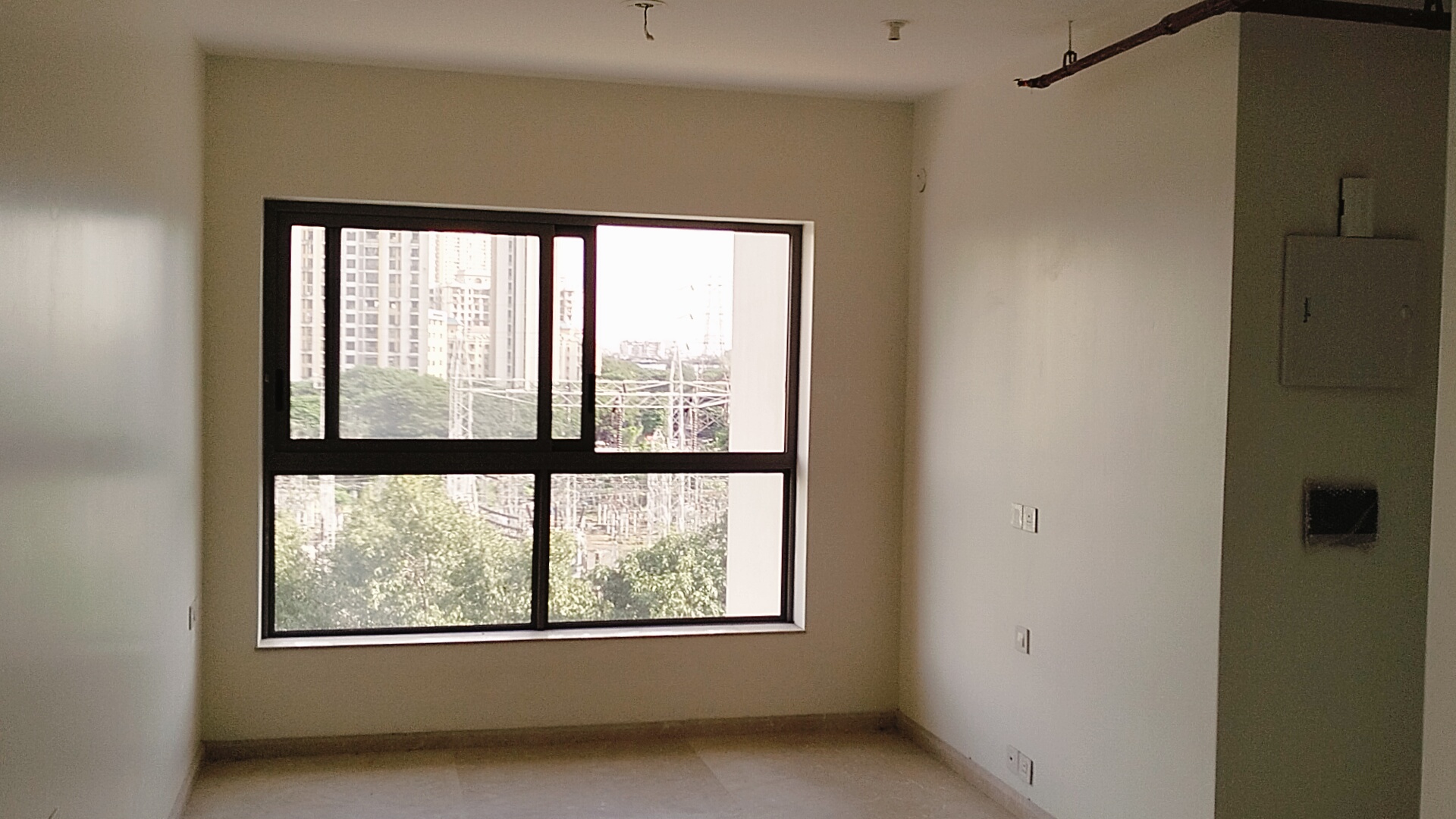 2 BHK Apartment For Rent in Lalani Residency Kavesar Thane  7777527