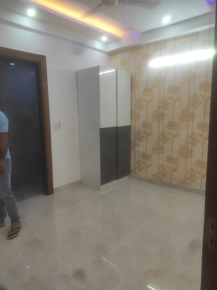 undefined, raj nagar extension 3 Bedroom 78 Sq.Mt. Builder Floor In Raj Nagar Extension Ghaziabad 7777584