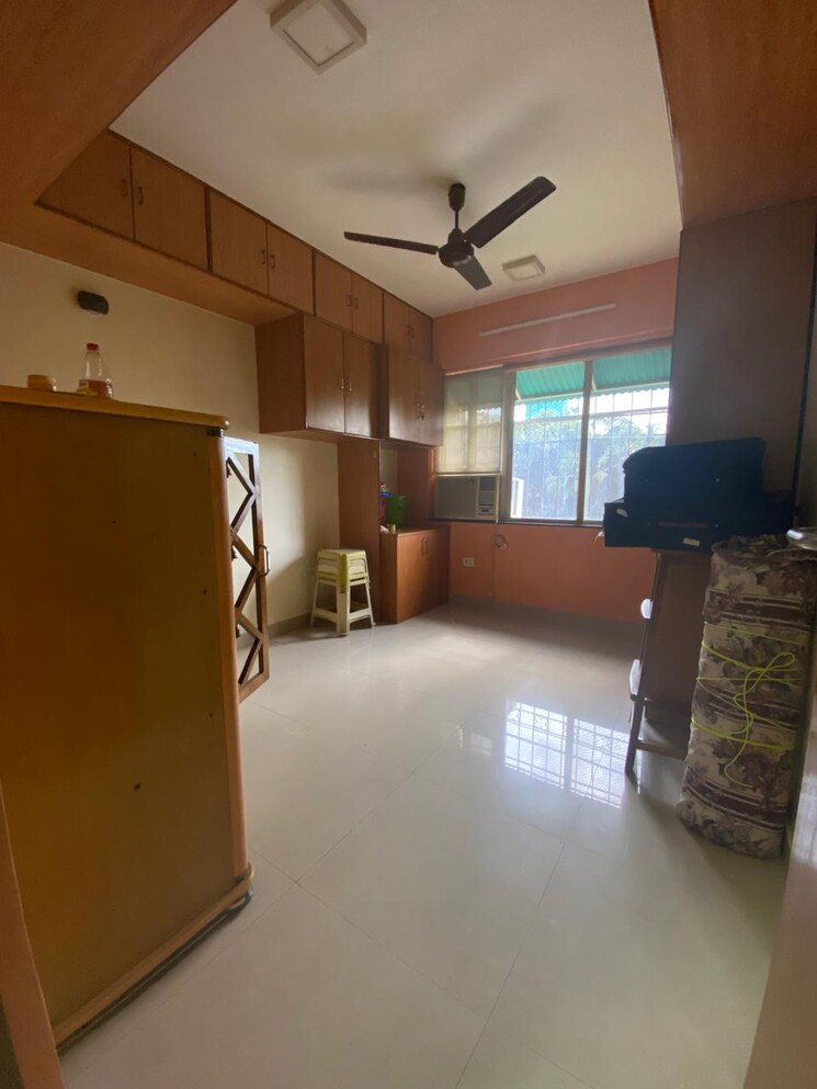 Living Room, dosti-group-acres 2 Bedroom 967 Sq.Ft. Apartment In Wadala East Mumbai 7777820