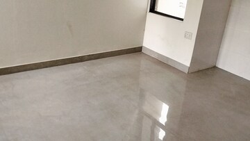 Room in 3 BHK Apartment at Lalani Residency, Kavesar – for Sale