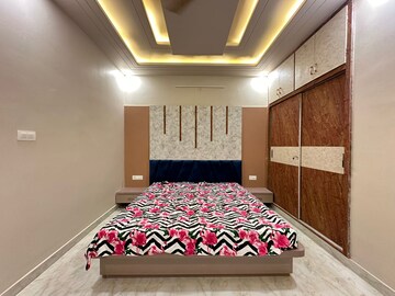 Bedroom in 3 BHK Apartment at Kalpataru Hills, Manpada – for Rent