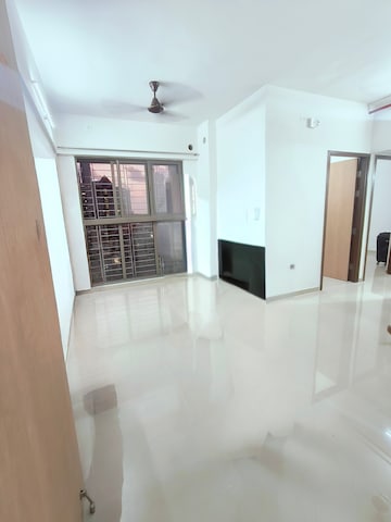 1 BHK Apartment For Rent in Lodha Vista Lower Parel Mumbai  7777984