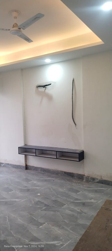 Furnished Amenities in 3 BHK Builder Floor at Sector 23a – for Sale