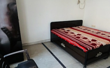2.5 BHK Apartment For Sale in Anand Bihar