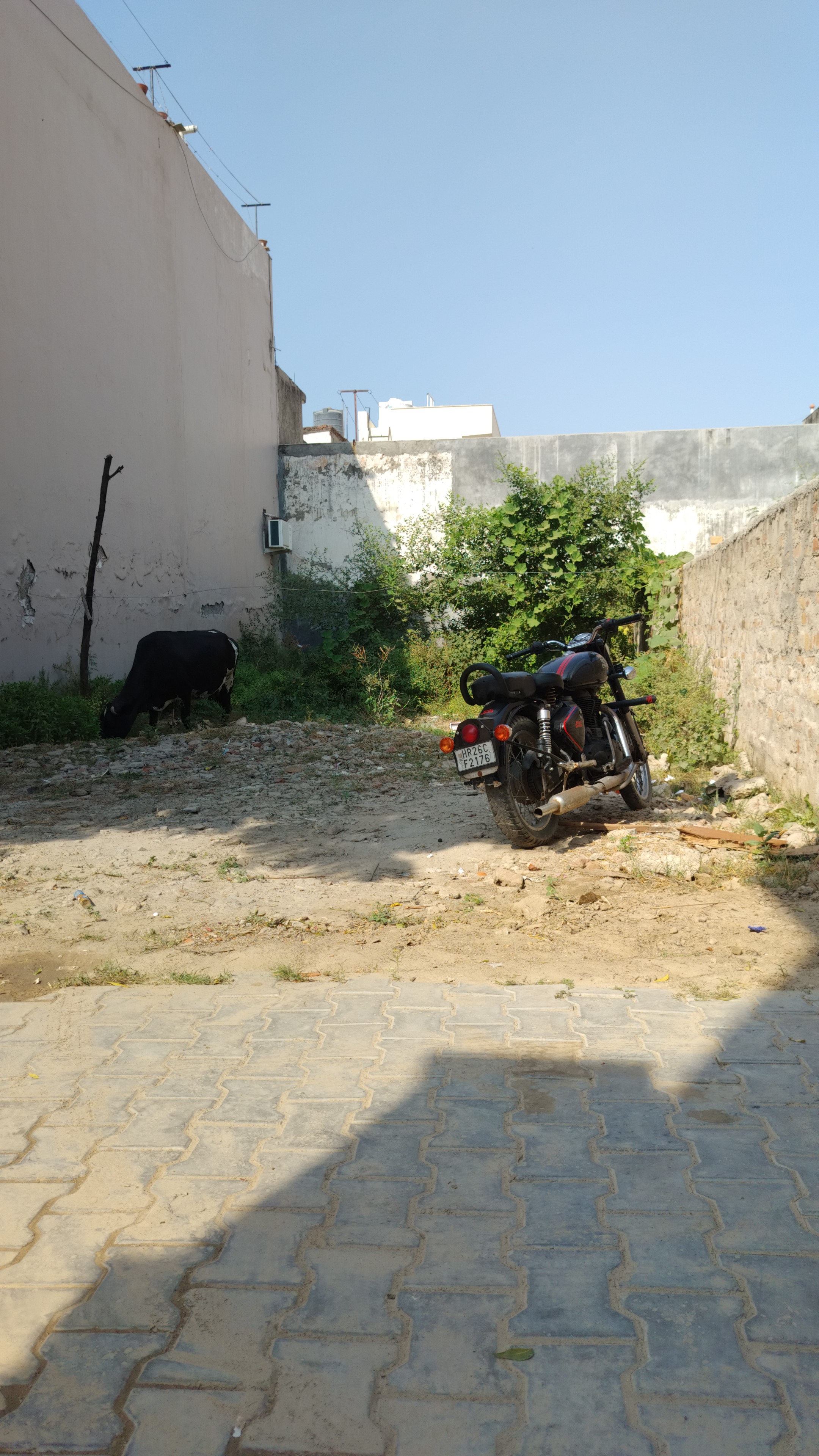 Plot For Sale in New Palam Vihar 3