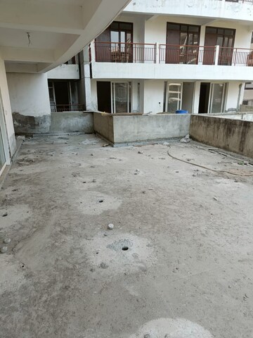 Parking in 3 BHK Apartment at Cosmos Express 99, Sector 99 – for Sale