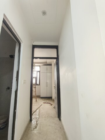 Building Lobby in 1 BHK Builder Floor at Dwarka Mor – for Sale