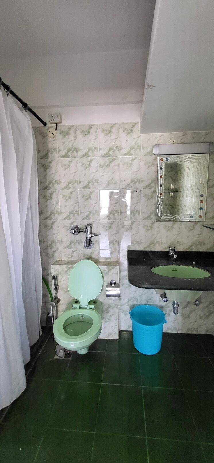 Bathroom, aristo-pearl-residency 2 Bedroom 950 Sq.Ft. Apartment In Prabhadevi Mumbai 7778301