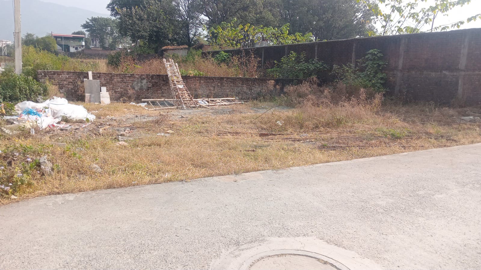 Plot For Sale in East Canal Road