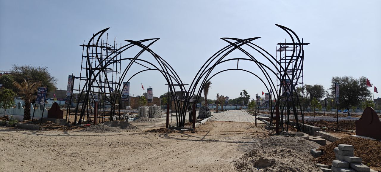 Plot For Sale in High Tarang