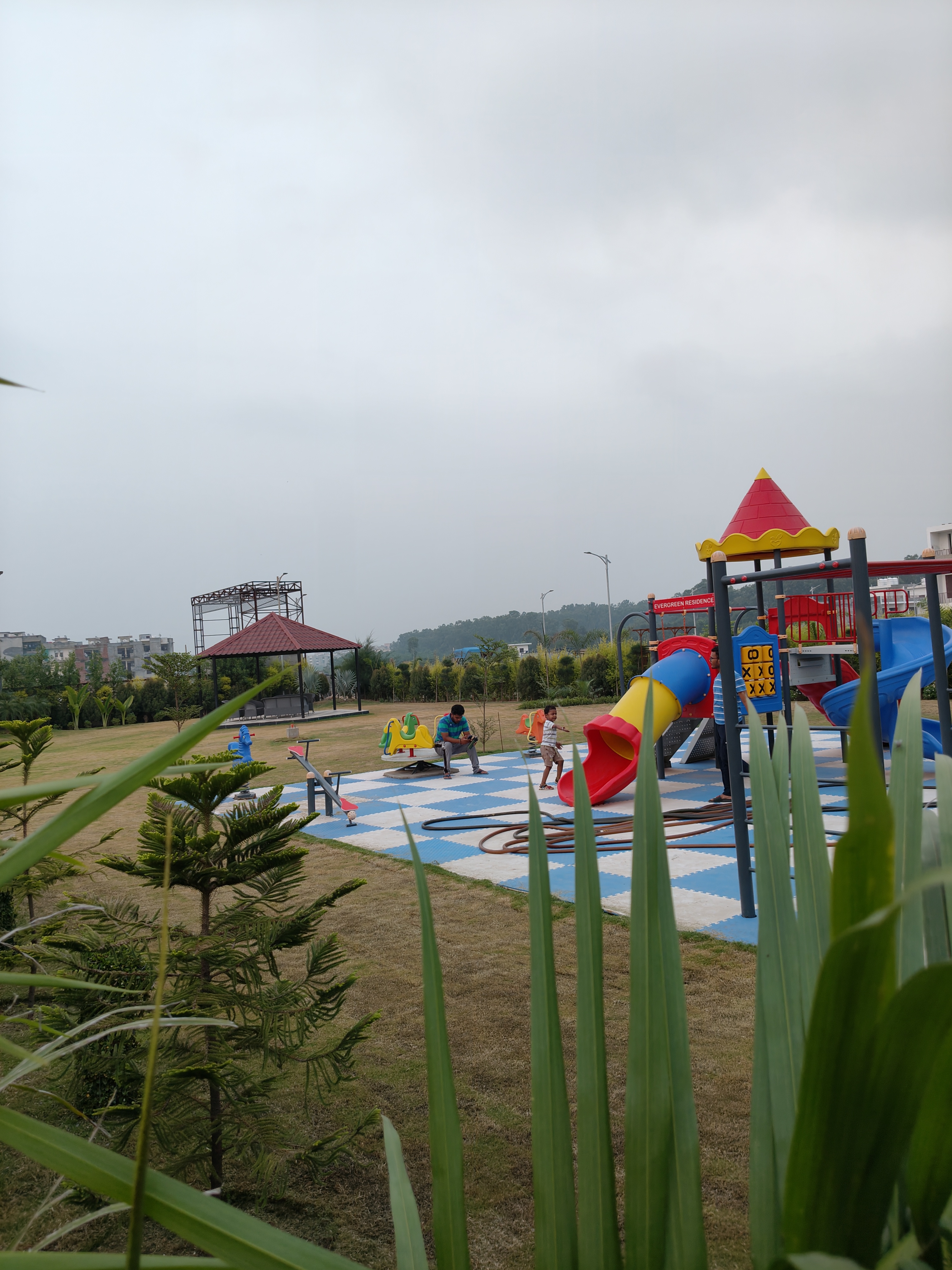 Plot For Sale in D R Estate 