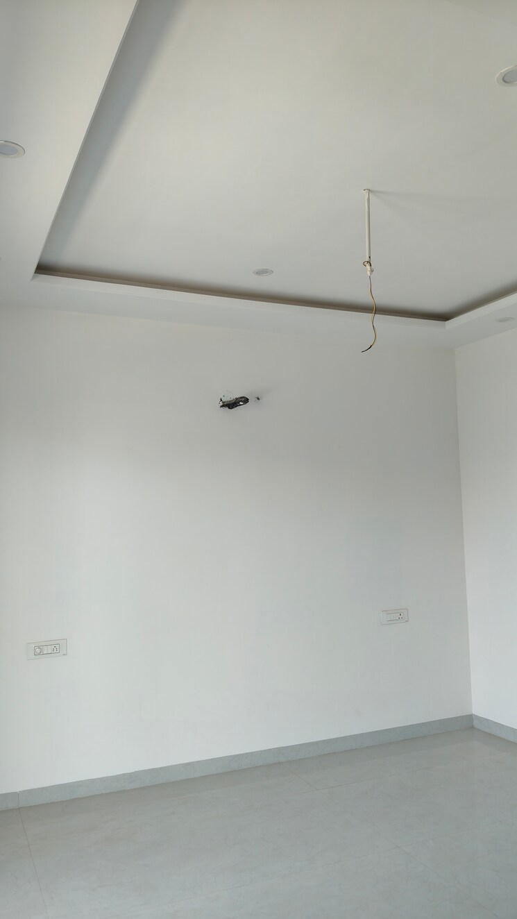 Room, sector 21 5 Bedroom 160 Sq.Yd. Independent House In Sector 21 Panchkula 7778842