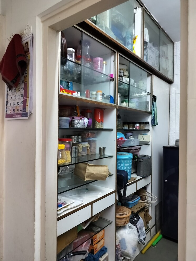 Gym, amit-tata-employees-chs 2 Bedroom 900 Sq.Ft. Apartment In Prabhadevi Mumbai 7778876