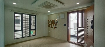 Room in 3 BHK Apartment at Ayyanna Prima, Madhapur – for Sale