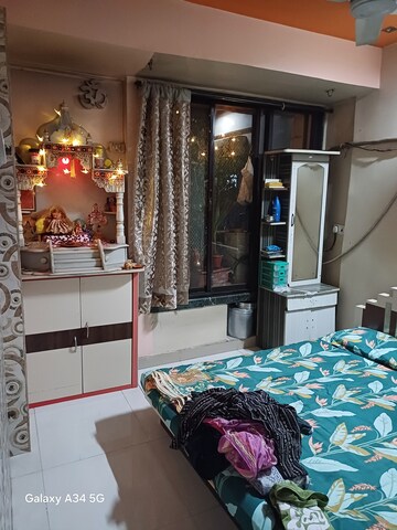 Furnished Amenities in 2 BHK Apartment at Kopar Khairane – for Sale