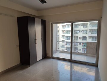 3 BHK Apartment For Rent in Gaurs Cascades, Raj Nagar Extension
