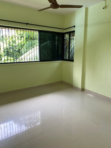 Room in 2 BHK Apartment at Siddharth Nagar CHS Goregaon, Goregaon West – for Sale