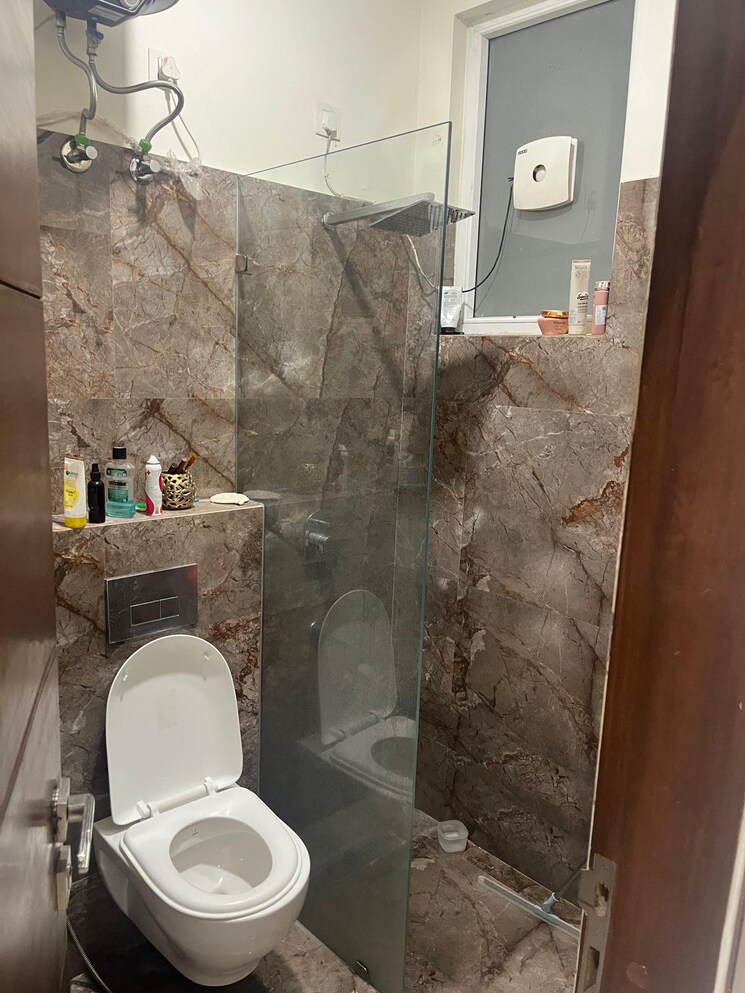 Bathroom, ss-the-lilac 3 Bedroom 1560 Sq.Ft. Apartment In Sector 49 Gurgaon 7779064