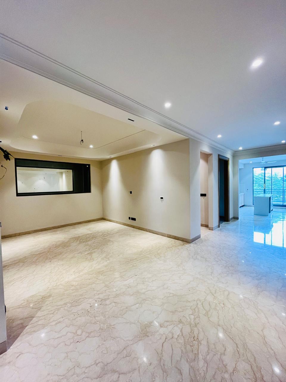 4 BHK + Pooja Room,Study Room 3500 Sq.Ft. Builder Floor in Sushant Lok 3