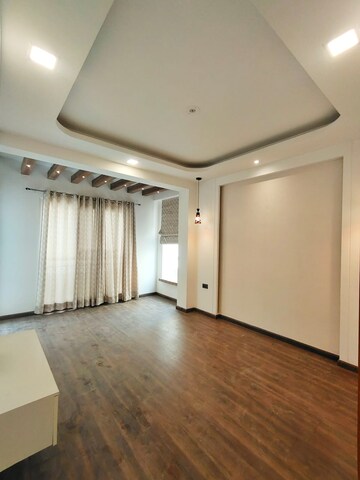 Bedroom in 3 BHK Builder Floor at Ansal Versalia Avante, Sector 67a – for Sale