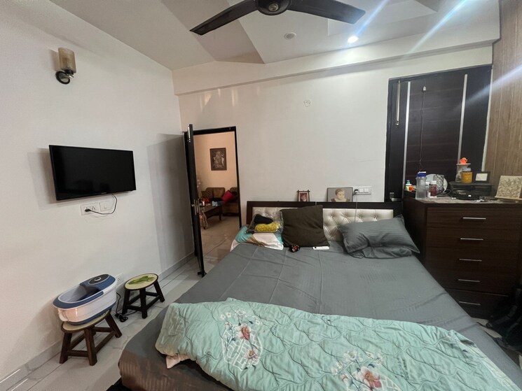 Bedroom, peer mucchalla 3 Bedroom 1080 Sq.Ft. Apartment In Peer Mucchalla Zirakpur 7779174