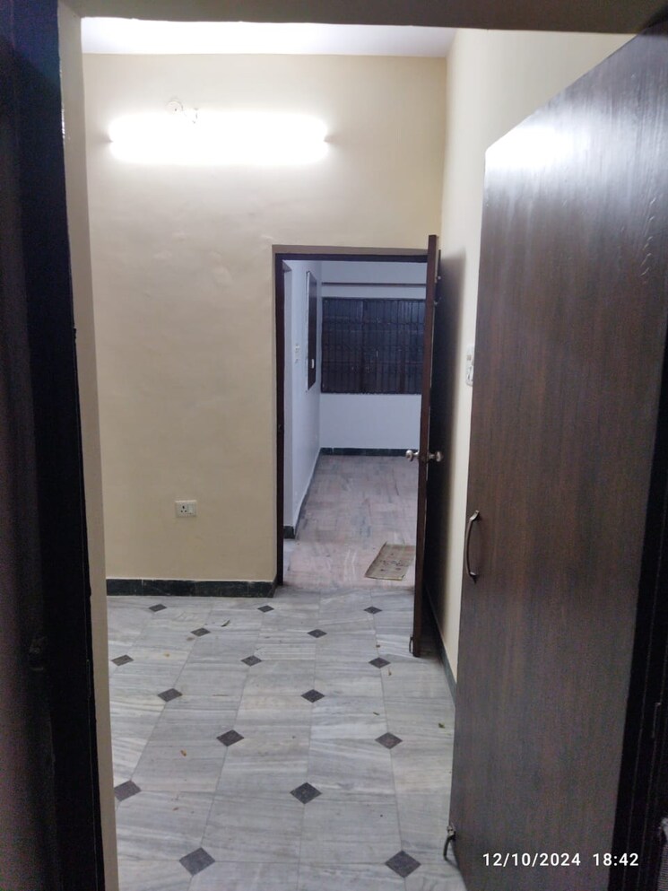 Bathroom, mapsko-krishna-apra-sapphire 3 Bedroom 1890 Sq.Ft. Apartment In Vaibhav Khand Ghaziabad 7779310