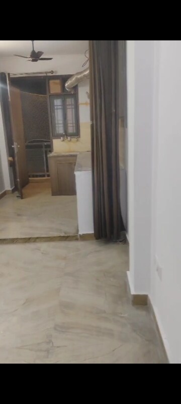 1 BHK Builder Floor For Rent in Govindpuri
