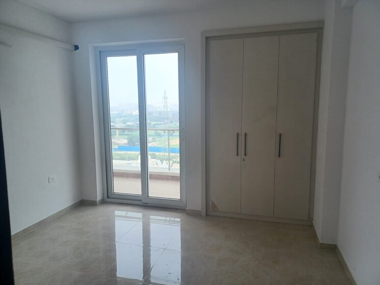 Room, omaxe-royal-residency-faridabad 3 Bedroom 946 Sq.Ft. Apartment In Sector 79 Faridabad 7779353