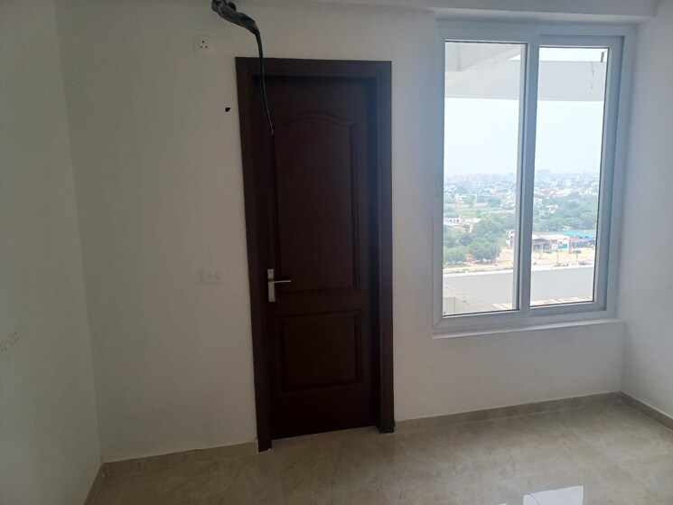 Room, omaxe-royal-residency-faridabad 3 Bedroom 946 Sq.Ft. Apartment In Sector 79 Faridabad 7779353
