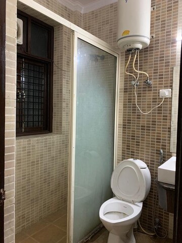 Bathroom in 3 BHK Apartment at Bestech Park View City 2, Sector 49 – for Sale