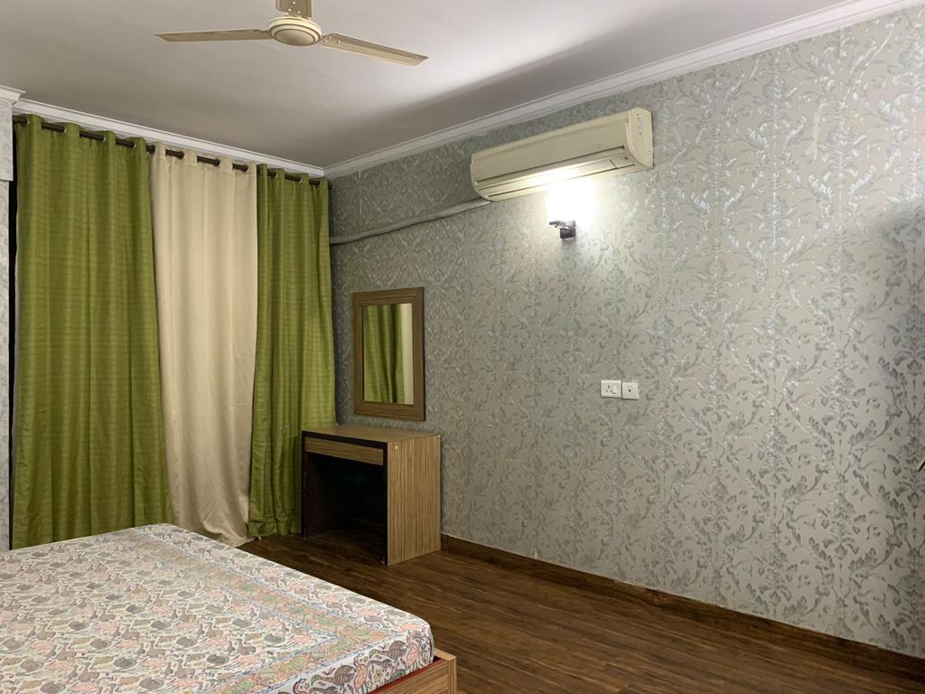 3 BHK + Servant Room 1859 Sq.Ft. Apartment in Bestech Park View City 2