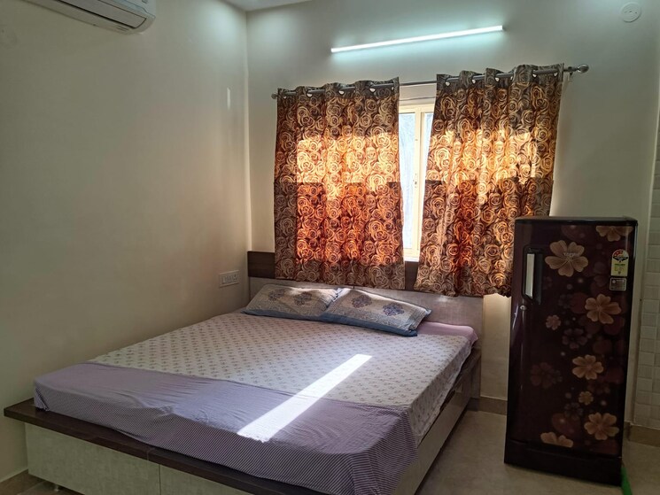 Bedroom, malibu-shopping-arcade 1 RK 300 Sq.Ft. Apartment In Sector 47 Gurgaon 7779506