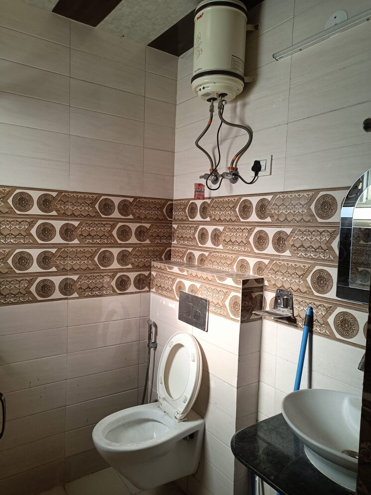 Master Bedroom, malibu-shopping-arcade 1 RK 300 Sq.Ft. Apartment In Sector 47 Gurgaon 7779506