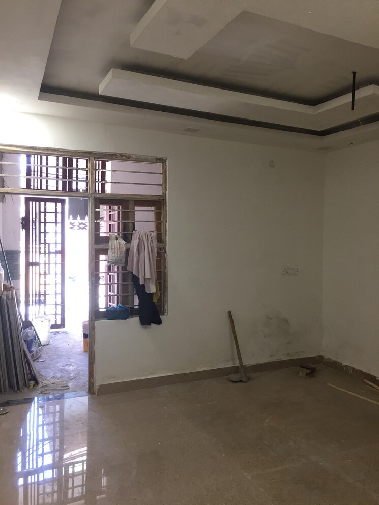 Room, parvatiya colony 2 Bedroom 51 Sq.Yd. Independent House In Parvatiya Colony Faridabad 7779527