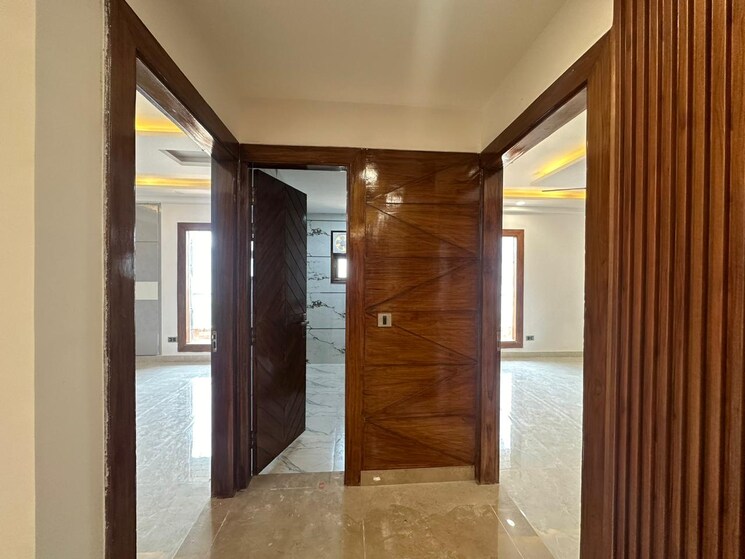 Room, rps-palm-drive 2 Bedroom 125 Sq.Ft. Builder Floor In Sector 88 Faridabad 7779558