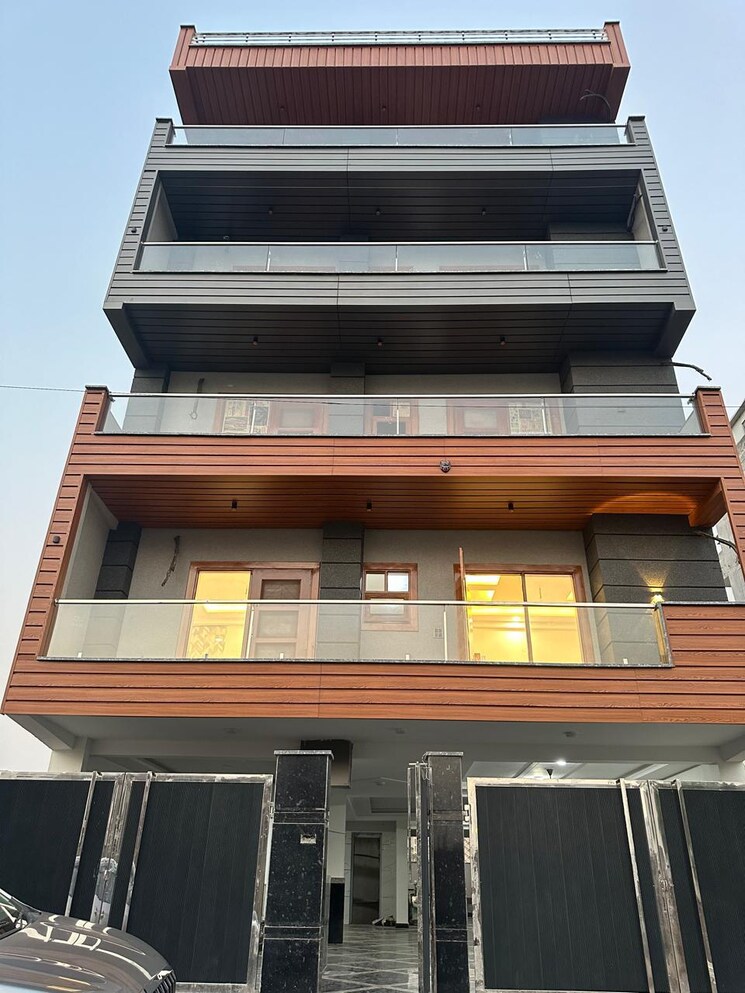 Exterior View, rps-palm-drive 2 Bedroom 125 Sq.Ft. Builder Floor In Sector 88 Faridabad 7779558