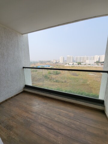 Room in 2 BHK Apartment at Gagan Avencia, Kharadi – for Rent