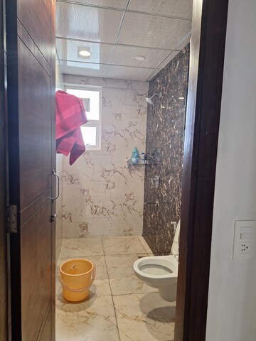 Bathroom in 2 BHK Apartment at Capital Paradise, Pathribagh – for Sale