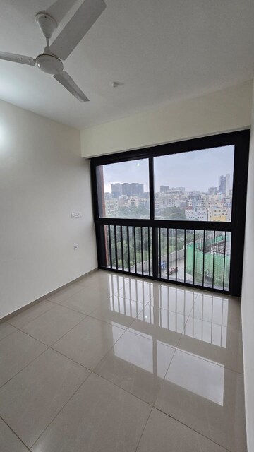Room in 1 BHK Apartment at Duville Riverdale Suites, Kharadi – for Rent
