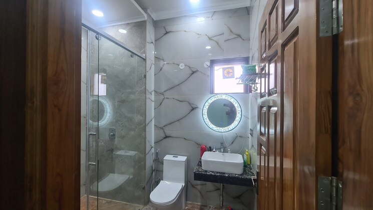 Master Bedroom, sector 63a 6+ Bedroom 10000 Sq.Ft. Villa In Sector 63a Noida 7779886