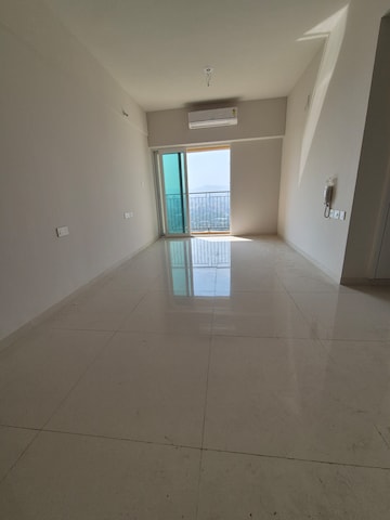 Room in 2 BHK Apartment at Rustomjee Urbania Azziano L Wing, Majiwada – for Sale