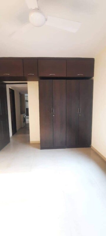 Room in 3 BHK Apartment at Chembur Heights, Chembur – for Sale