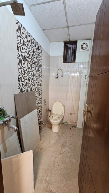 Bathroom in 2 BHK Builder Floor at Vasundhara Sector 3 – for Sale