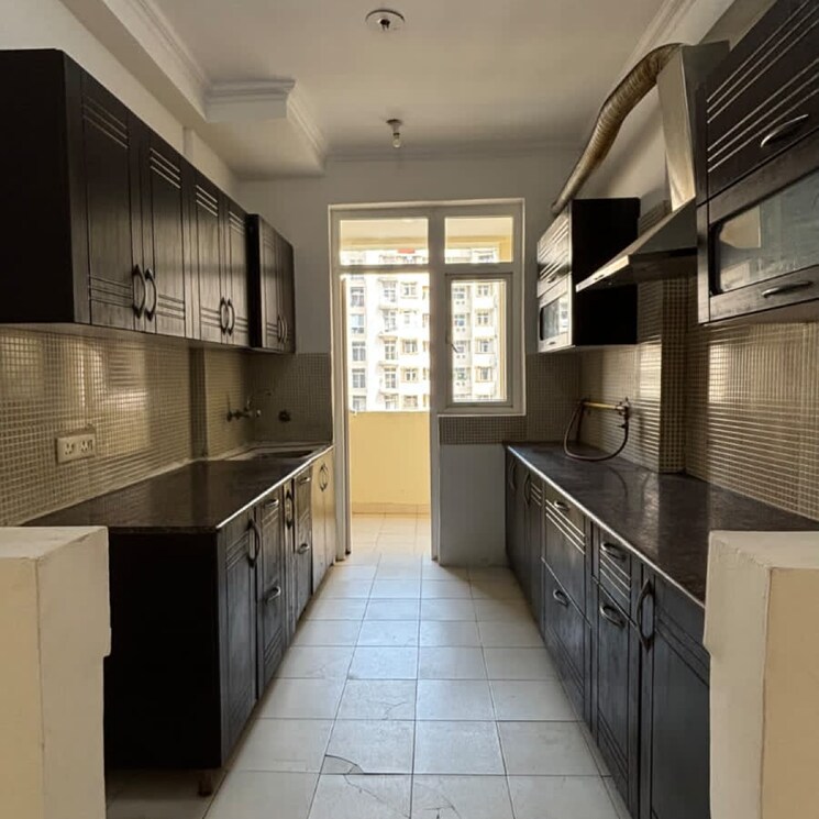 Kitchen, amrapali-silicon-city 3.5 Bedroom 1835 Sq.Ft. Apartment In Sector 76 Noida 7780333