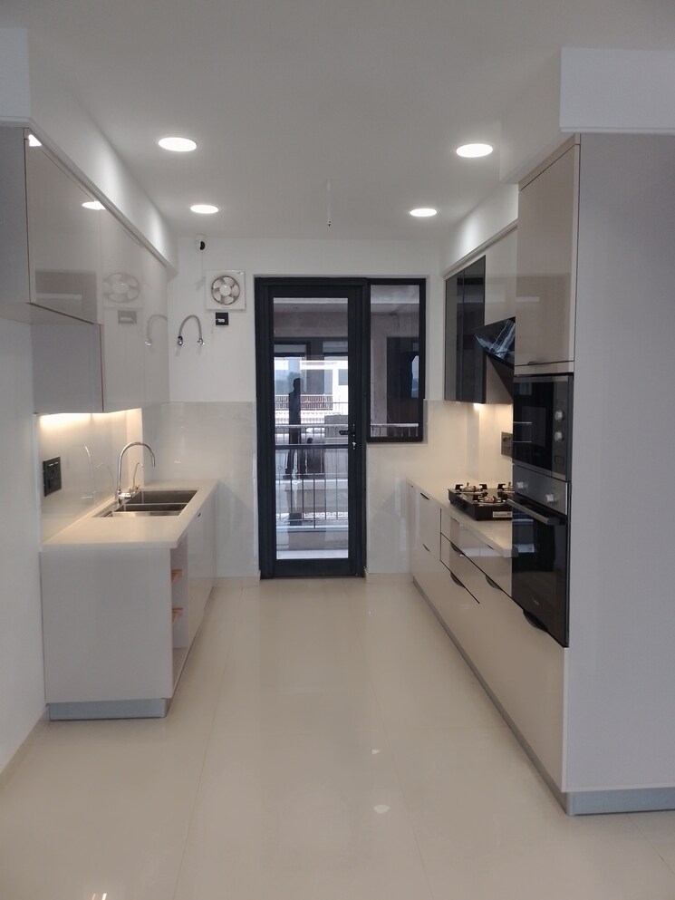 Kitchen, sector 113 3 Bedroom 227 Sq.Yd. Apartment In Sector 113 Mohali 7780596