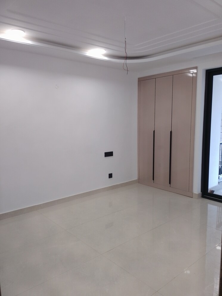 Room, sector 113 3 Bedroom 227 Sq.Yd. Apartment In Sector 113 Mohali 7780596