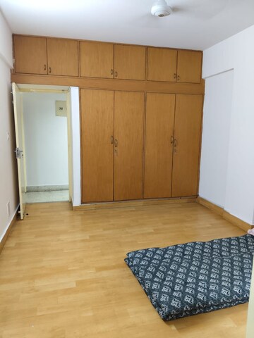 रेसिडेन्शियल फ्लॅट वर्ग फुट फॉर रेंट इन डोमलूर बैंगलोर  7780527