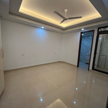 Room in 3 BHK Builder Floor at Chattarpur – for Sale